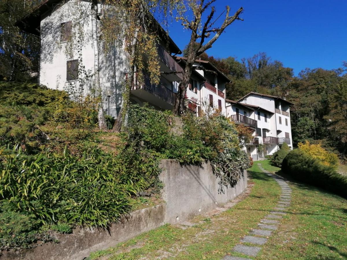 La Finestra Sul Lago Bed & Breakfast Brusimpiano Exterior photo